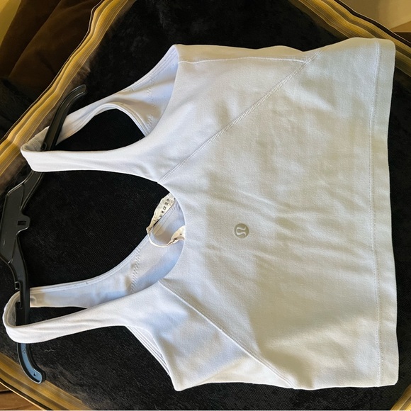 Lululemon align crop bra top EUC - Picture 6 of 8